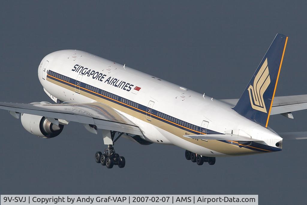 9V-SVJ, 2002 Boeing 777-212/ER C/N 32335, Singapore Airlines 777-200
