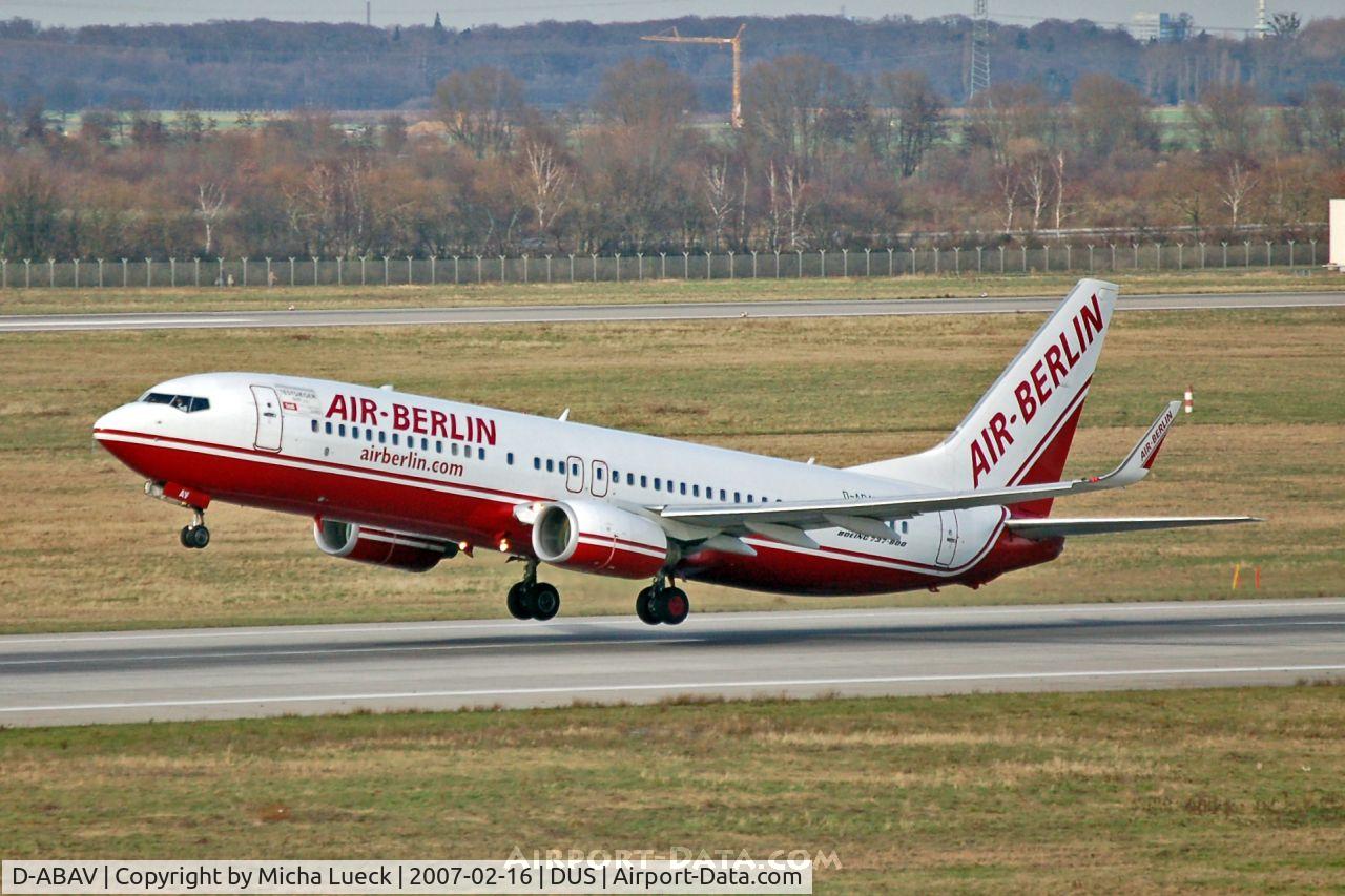 D-ABAV, 1999 Boeing 737-86J C/N 30498, take off