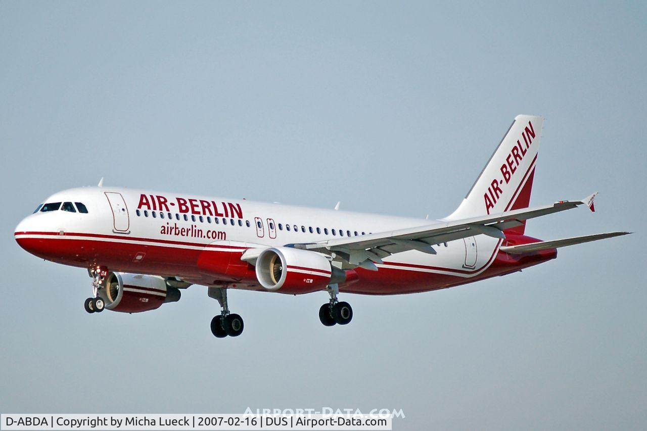 D-ABDA, 2005 Airbus A320-214 C/N 2539, On short finals