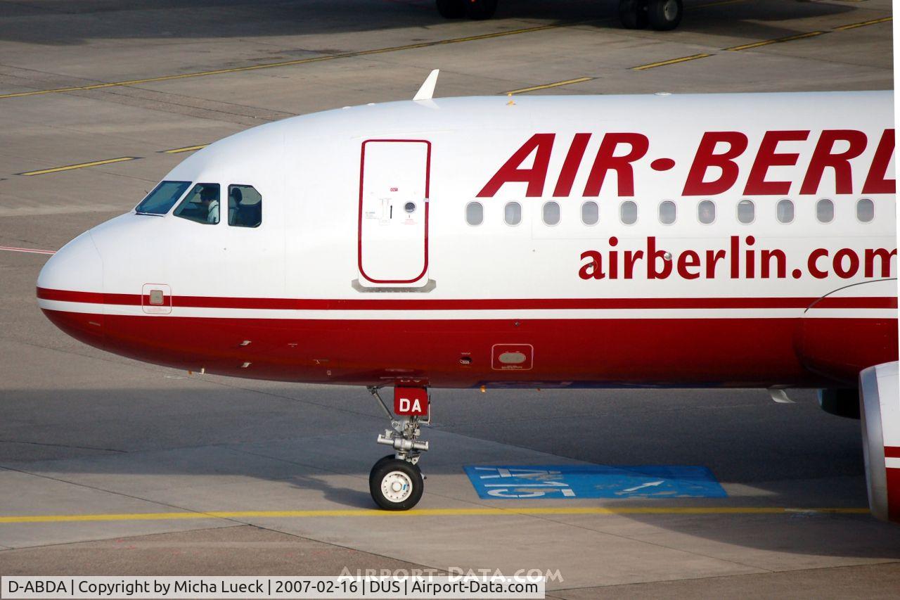 D-ABDA, 2005 Airbus A320-214 C/N 2539, In Düsseldorf