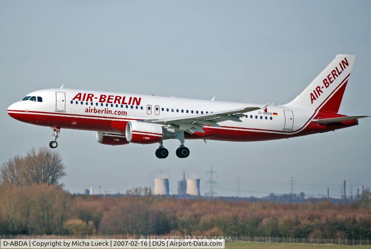 D-ABDA, 2005 Airbus A320-214 C/N 2539, Seconds before touch-down