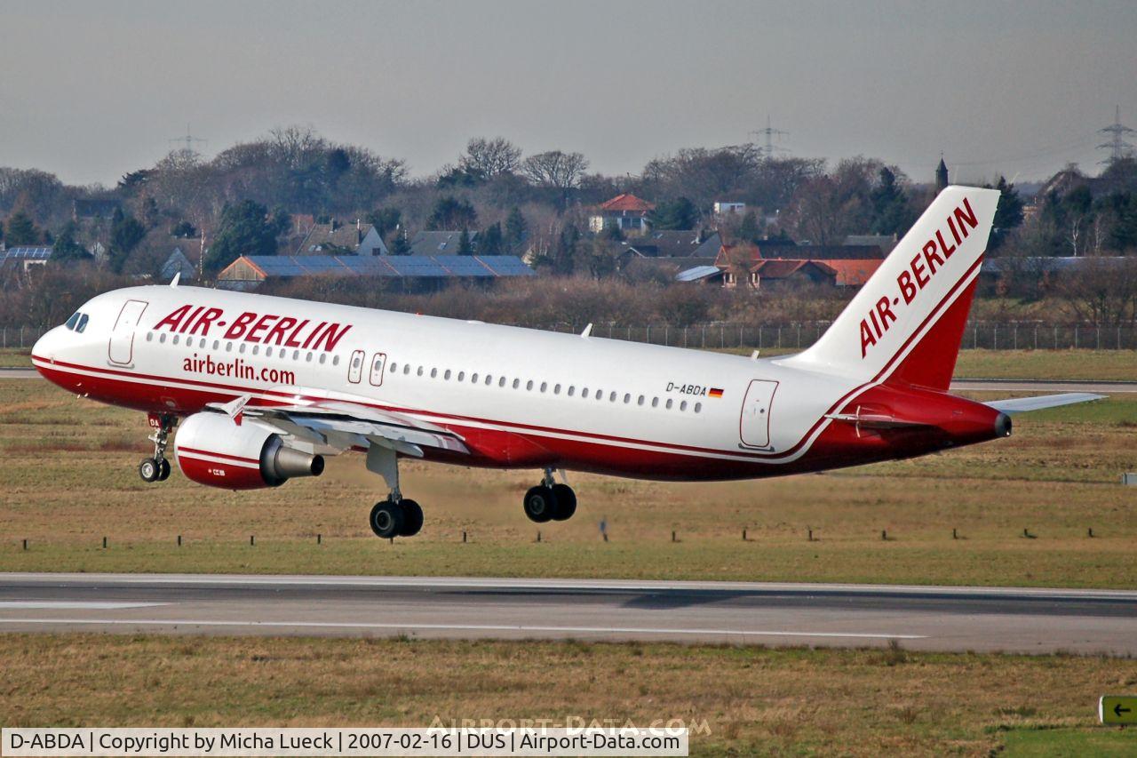 D-ABDA, 2005 Airbus A320-214 C/N 2539, Seconds before touch-down