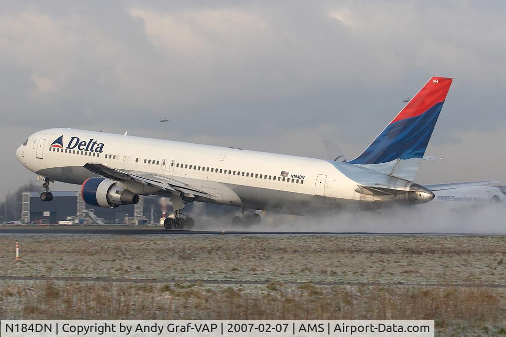 N184DN, 1993 Boeing 767-332 C/N 27111, Delta Air Lines 767-300