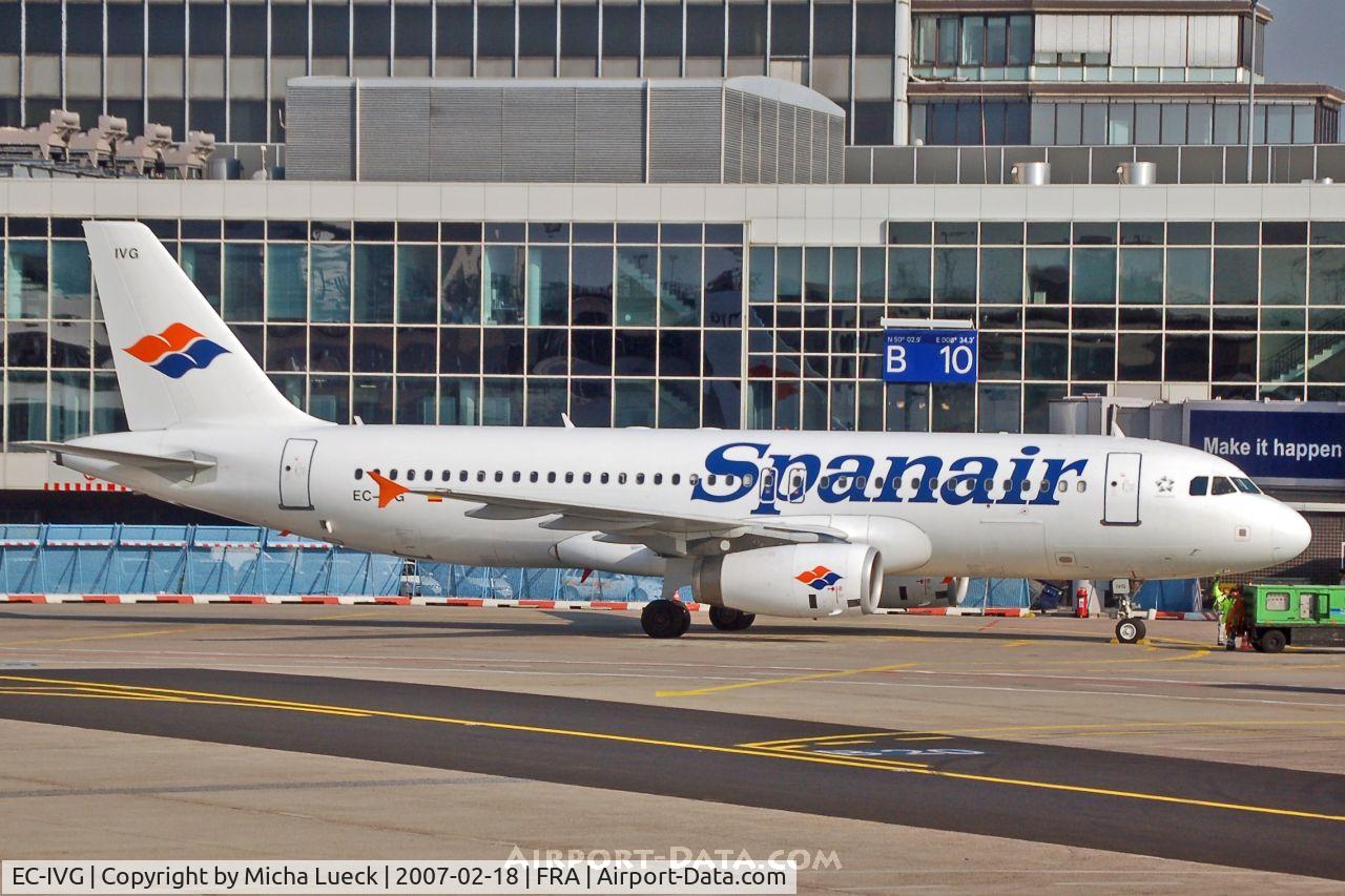 EC-IVG, 2004 Airbus A320-232 C/N 2168, Arriving in Frankfurt