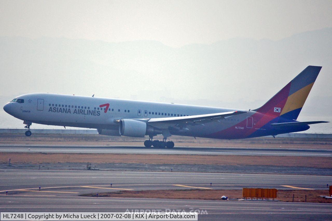HL7248, 1995 Boeing 767-38E C/N 25758, Rotating at Kansai