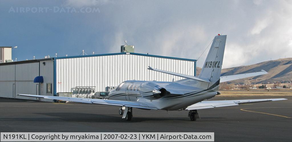 N191KL, 2004 Cessna 560 Citation Encore C/N 560-0659, Resting at the stables