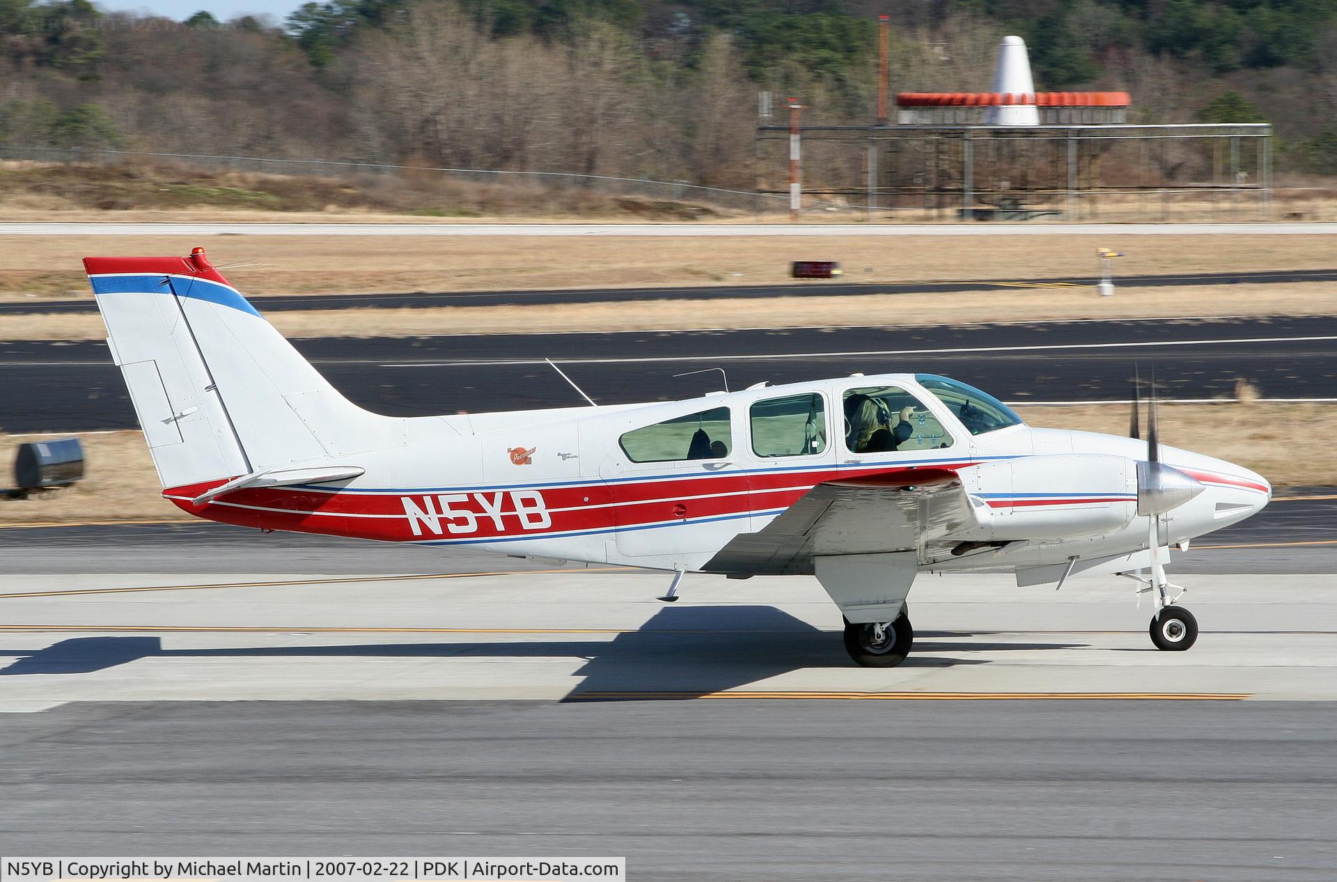 N5YB, 1965 Beech 95-B55 Baron Baron C/N TC-952, Looking for Runway 34!