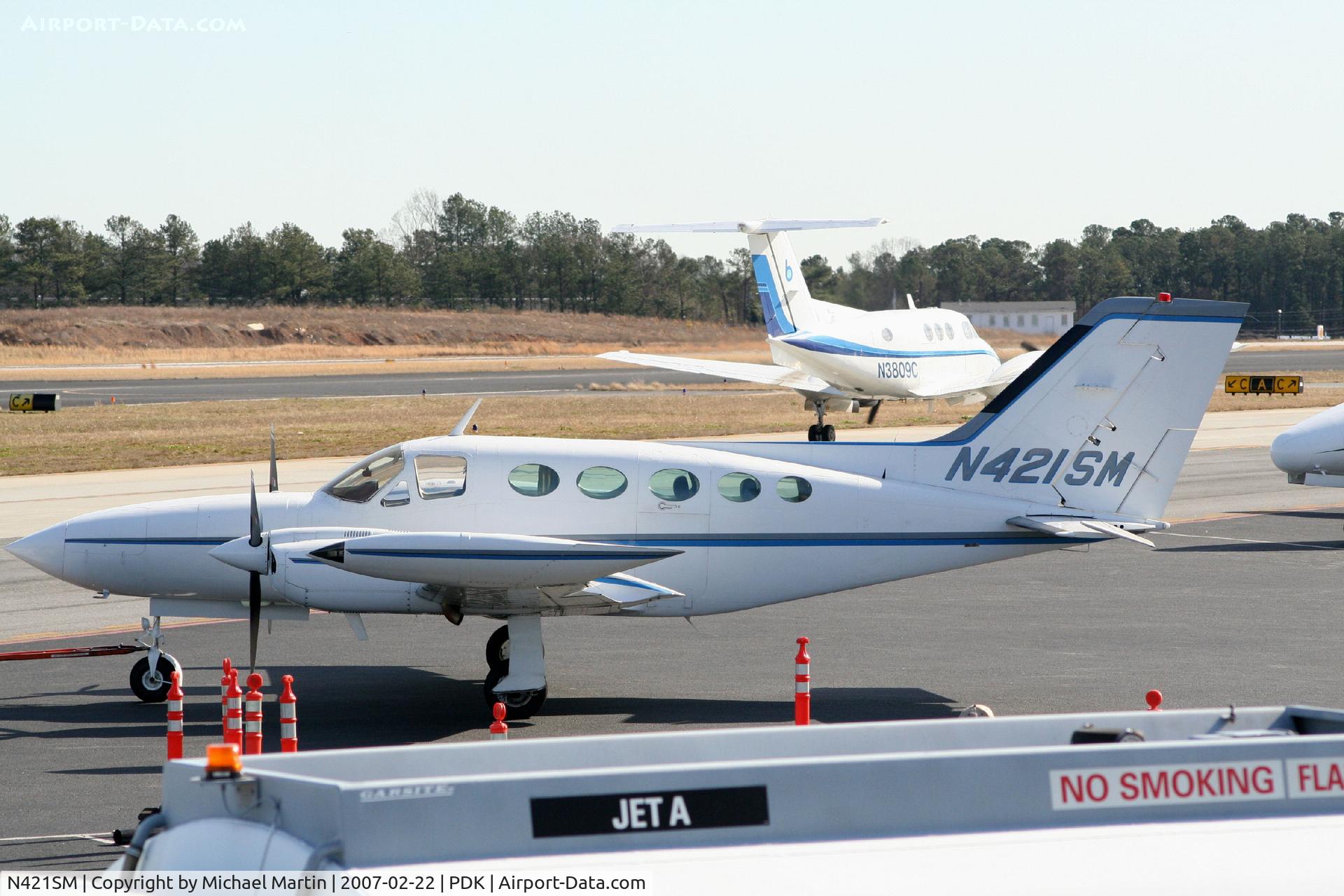 N421SM, 1975 Cessna 421B Golden Eagle C/N 421B0889, Tied down @ Mercury Air Center