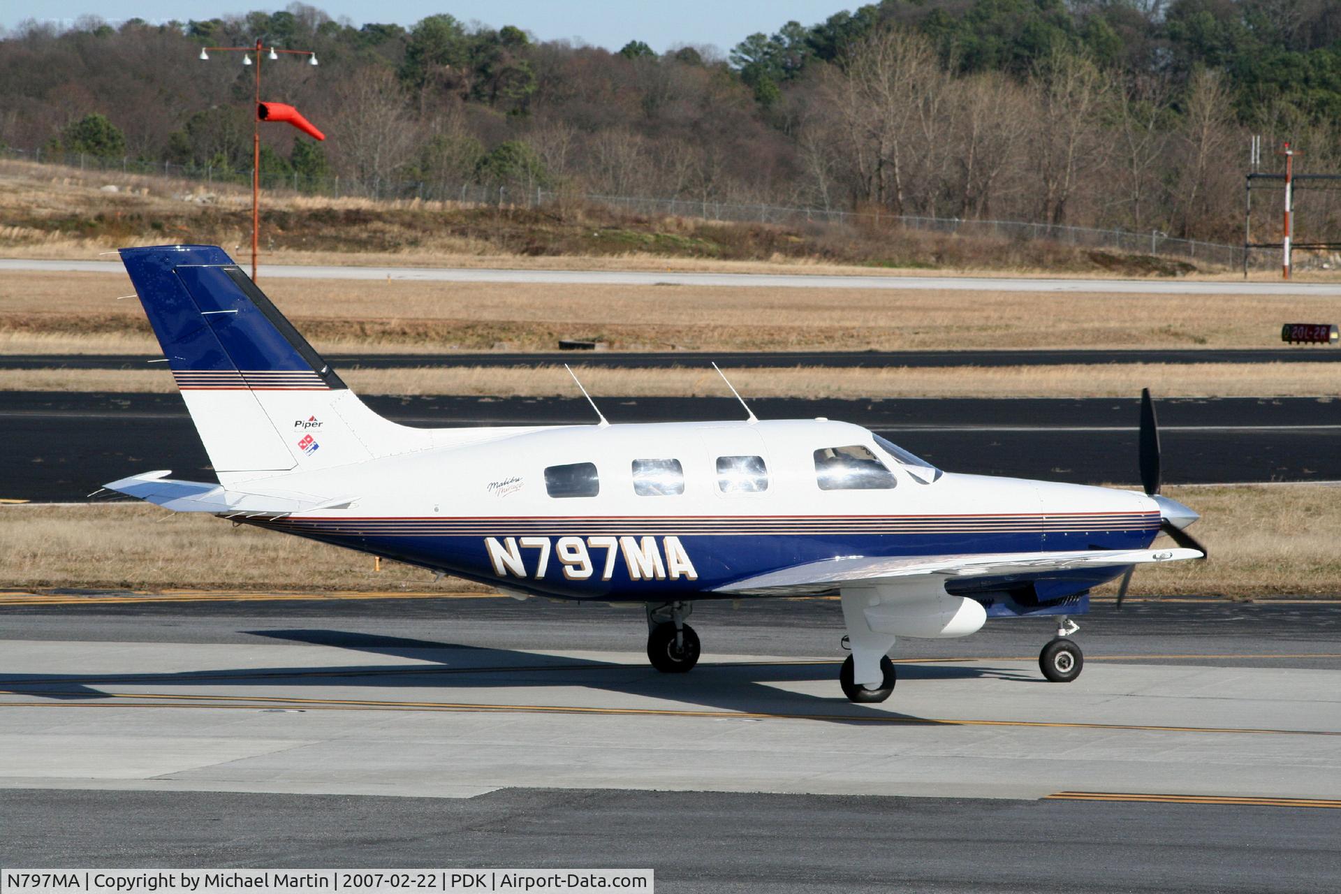 N797MA, 1997 Piper PA-46-350P Malibu Mirage C/N 4636108, Taxing to Runway 34