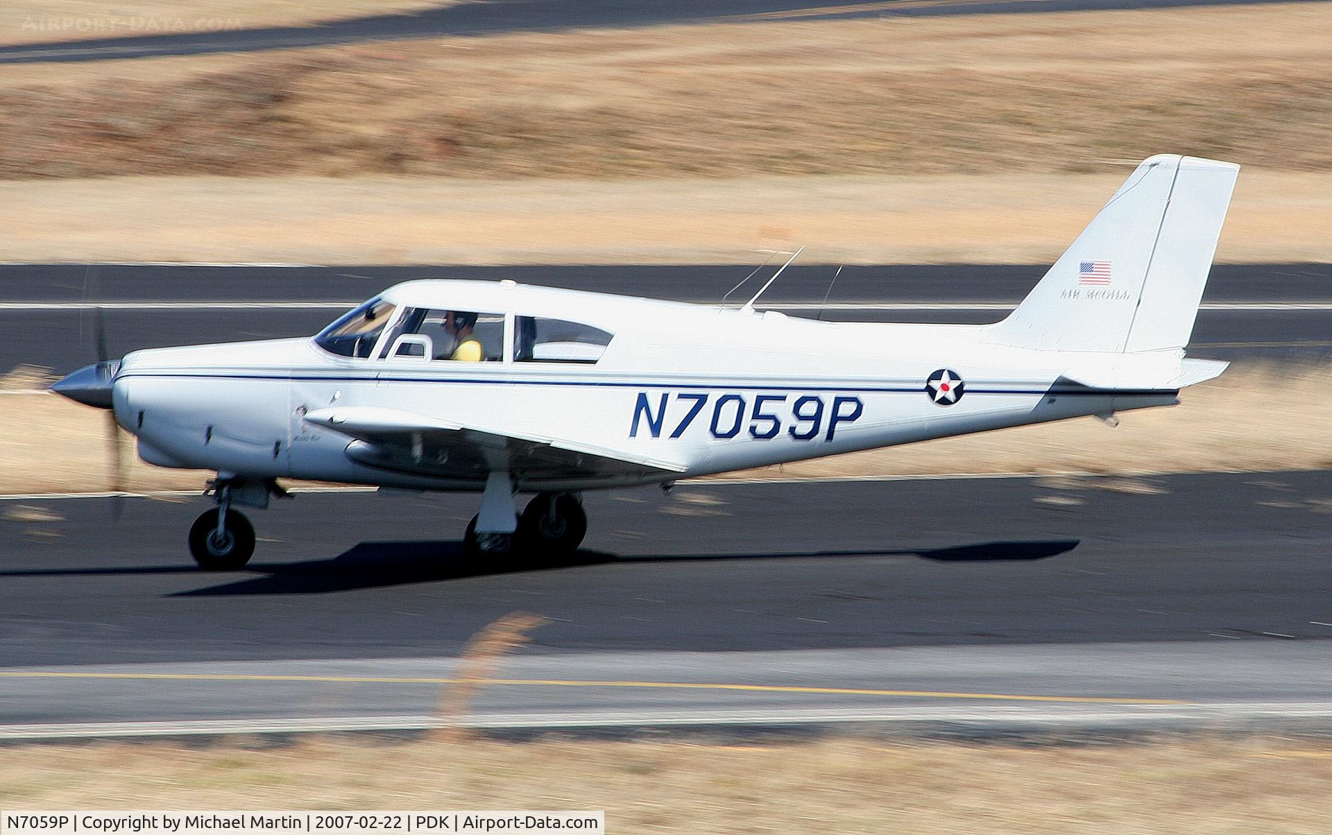 N7059P, 1960 Piper PA-24 C/N 24-2209, Landing Runway 34