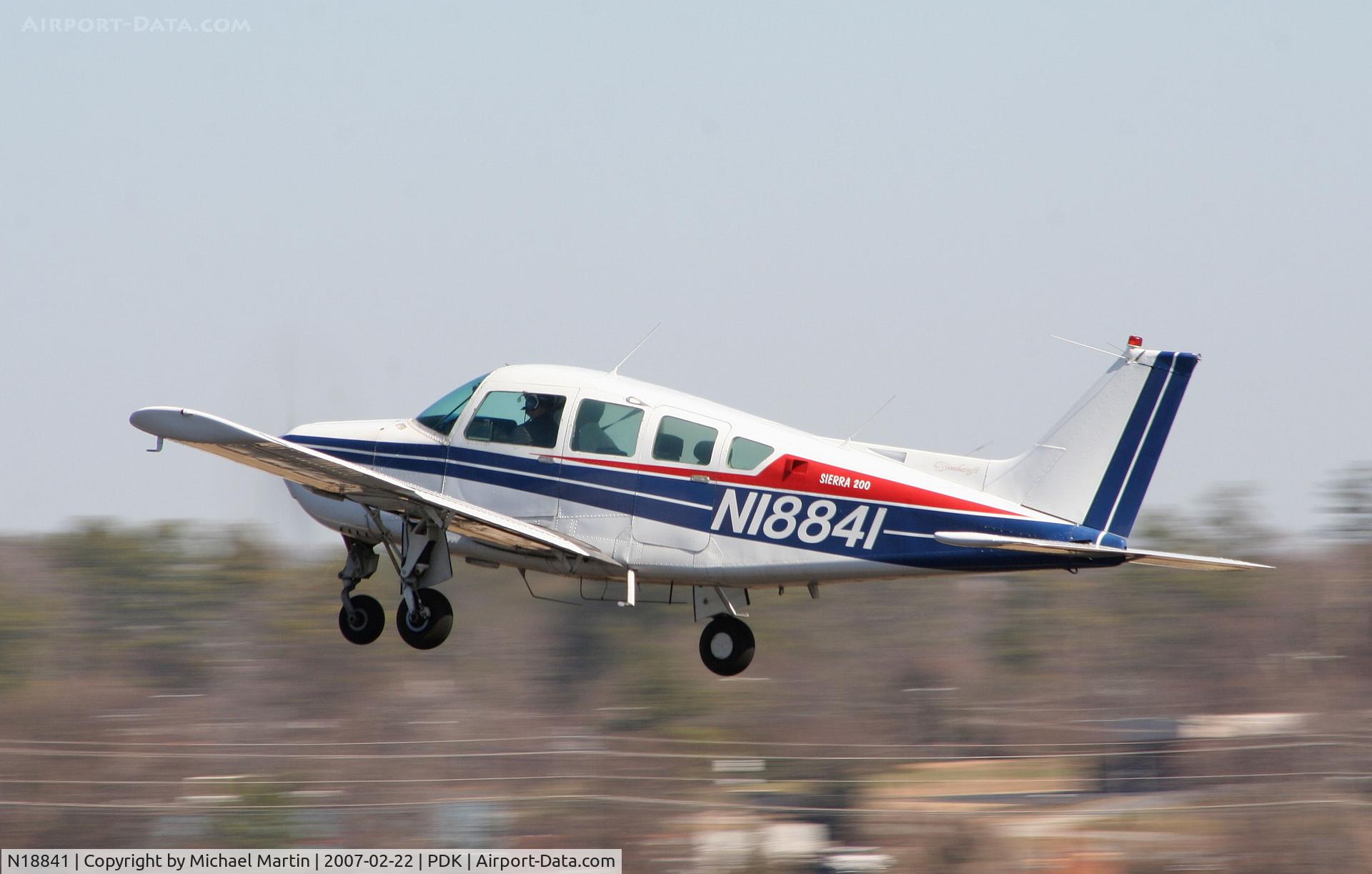 N18841, 1977 Beech C24R C/N MC-509, Student Pilot