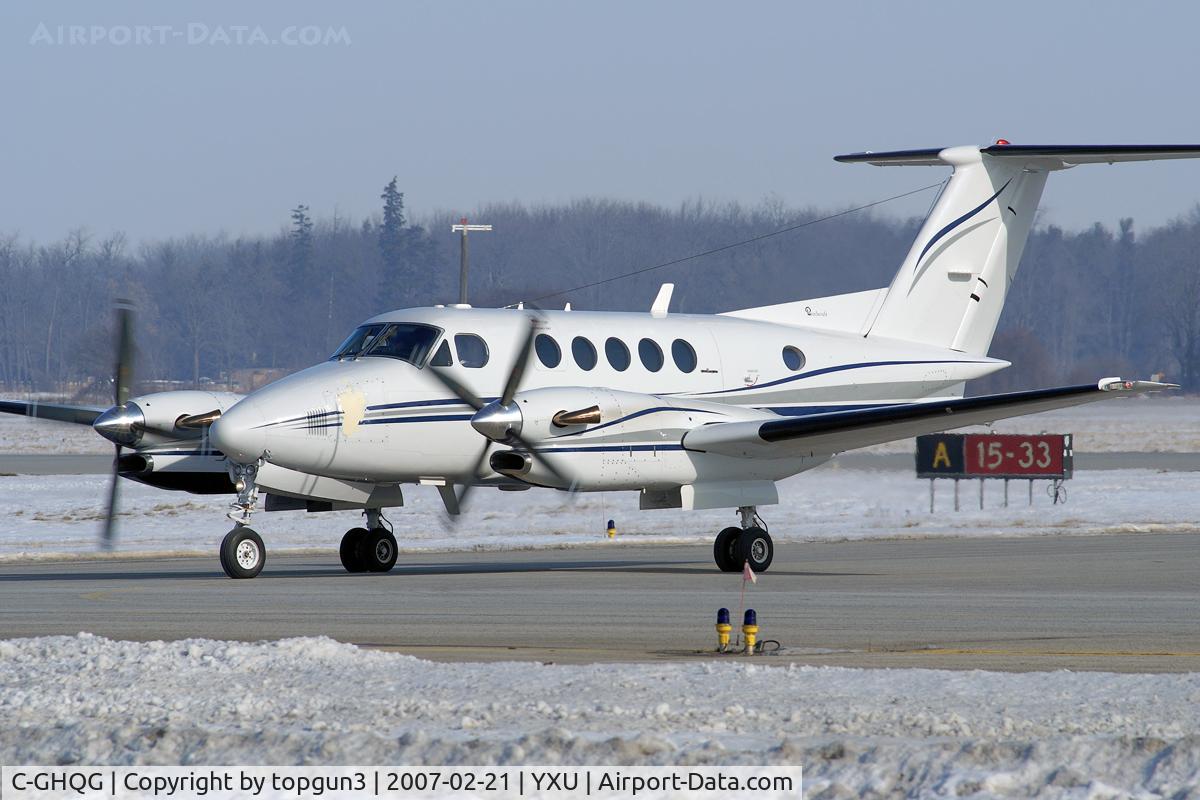 C-GHQG, 1985 Beech Super King Air 300LW C/N FA-39, Taxiing on alpha after landing on RWY15.
