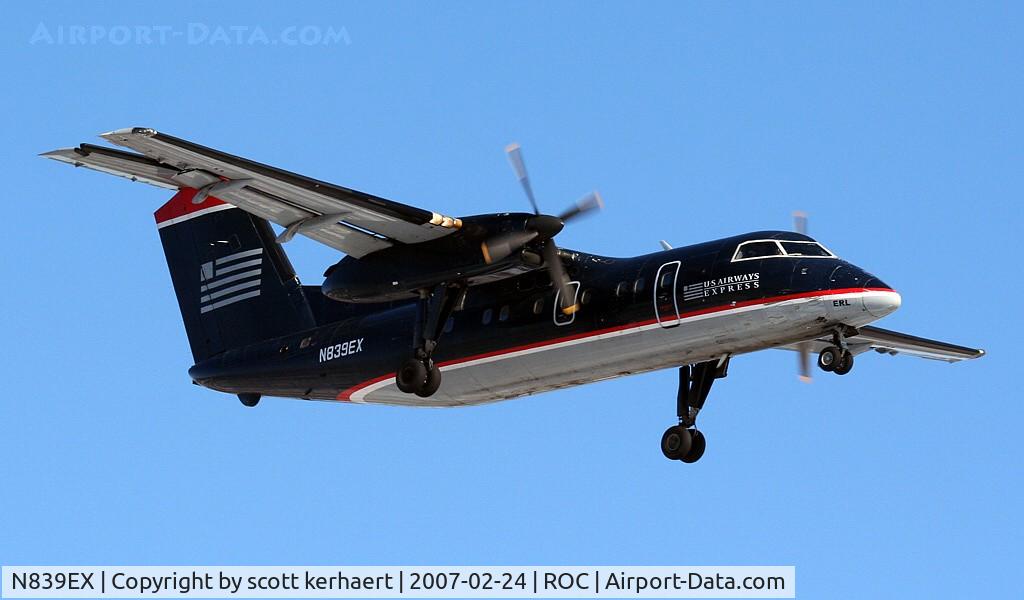 N839EX, 1990 Boeing DHC-8-102 C/N 226, landing 22 from LGA