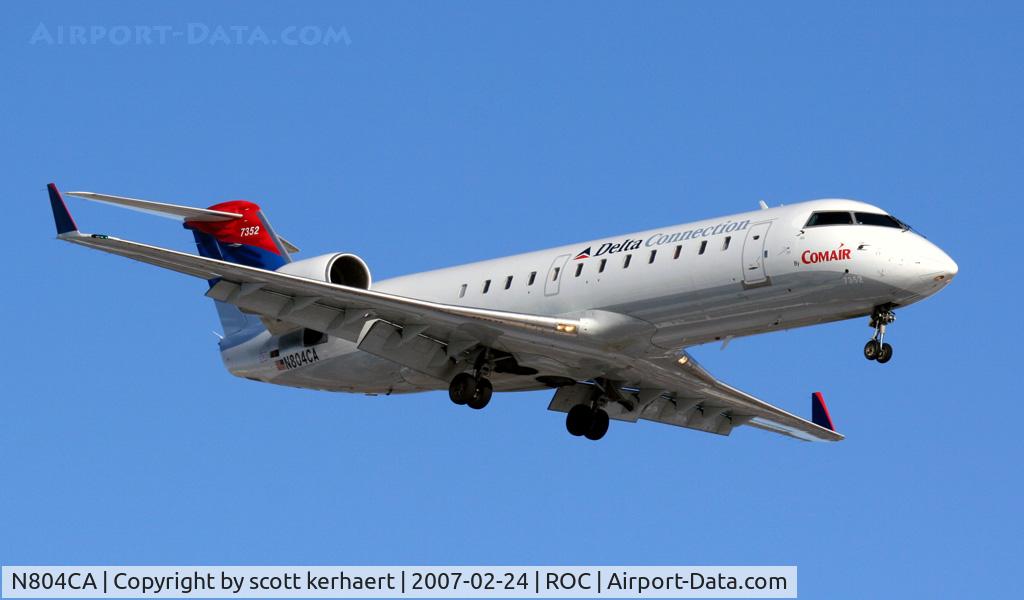 N804CA, 1999 Bombardier CRJ-100ER (CL-600-2B19) C/N 7352, landing 22 from JFK