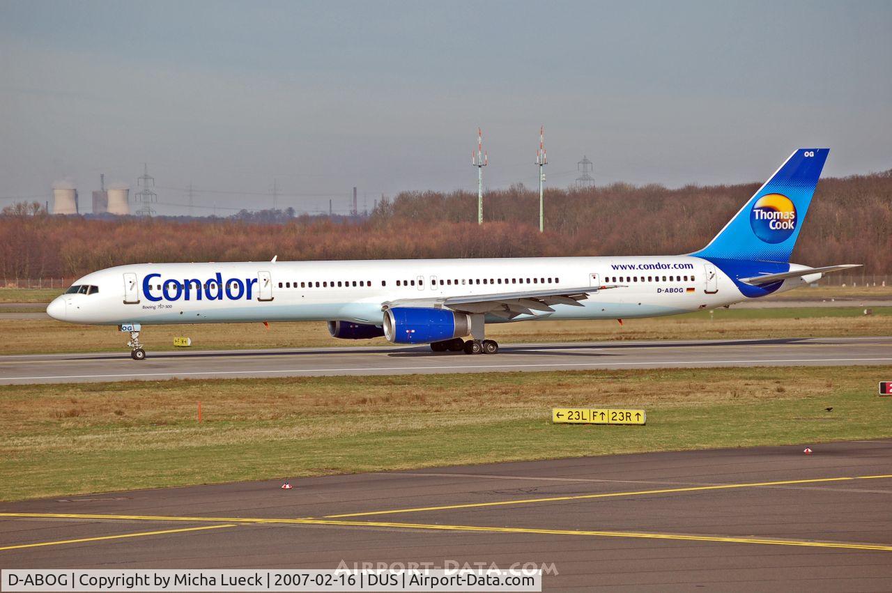 D-ABOG, 1999 Boeing 757-330 C/N 29014, Take-off run