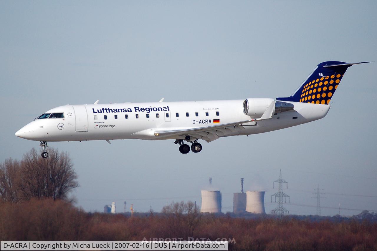 D-ACRA, Canadair CRJ-200ER (CL-600-2B19) C/N 7567, On short finals