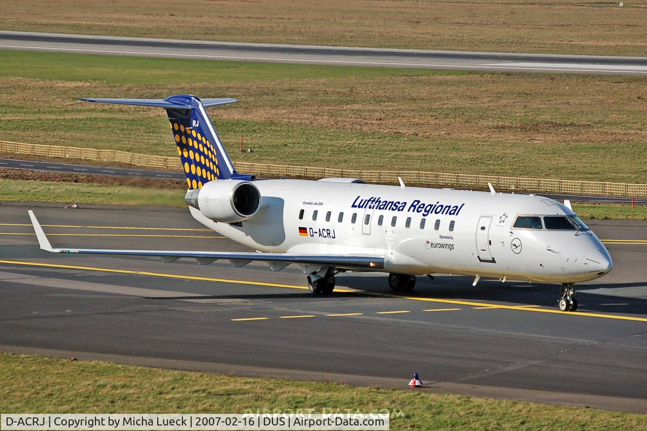 D-ACRJ, 2003 Canadair CRJ-200ER (CL-600-2B19) C/N 7864, Taxiing to the runway