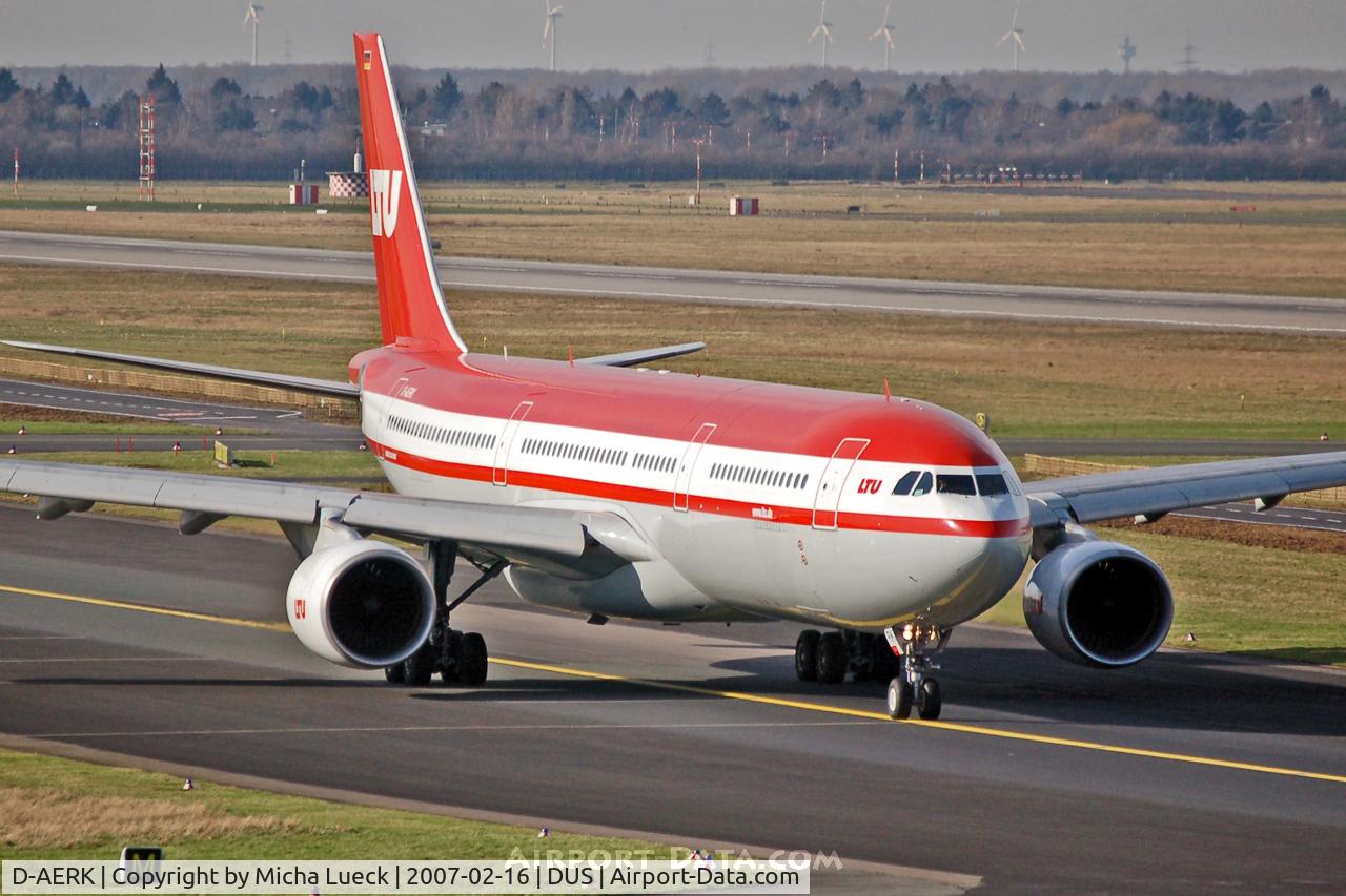 D-AERK, 1996 Airbus A330-322 C/N 120, Taxiing to the runway