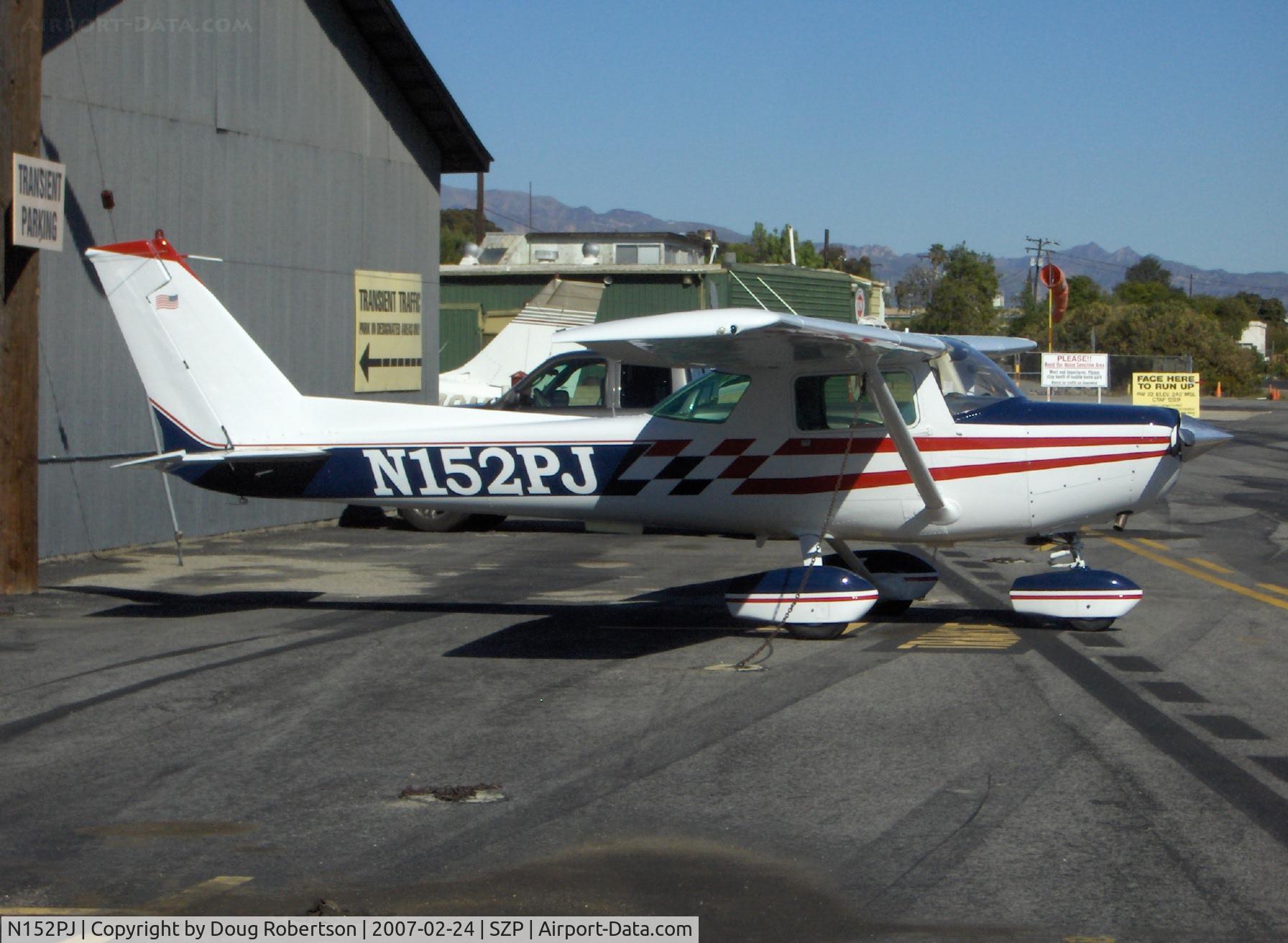N152PJ, 1978 Cessna 152 C/N 15281624, 1978 Cessna 152 II, Lycoming O-235-L2C 110 hp, new superb paint scheme gives totally different appearance