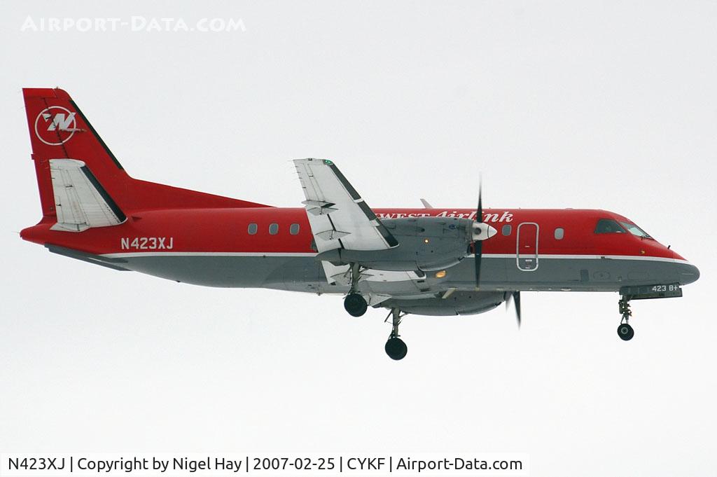 N423XJ, 1997 Saab 340B C/N 340B-423, Landing on Rwy 07