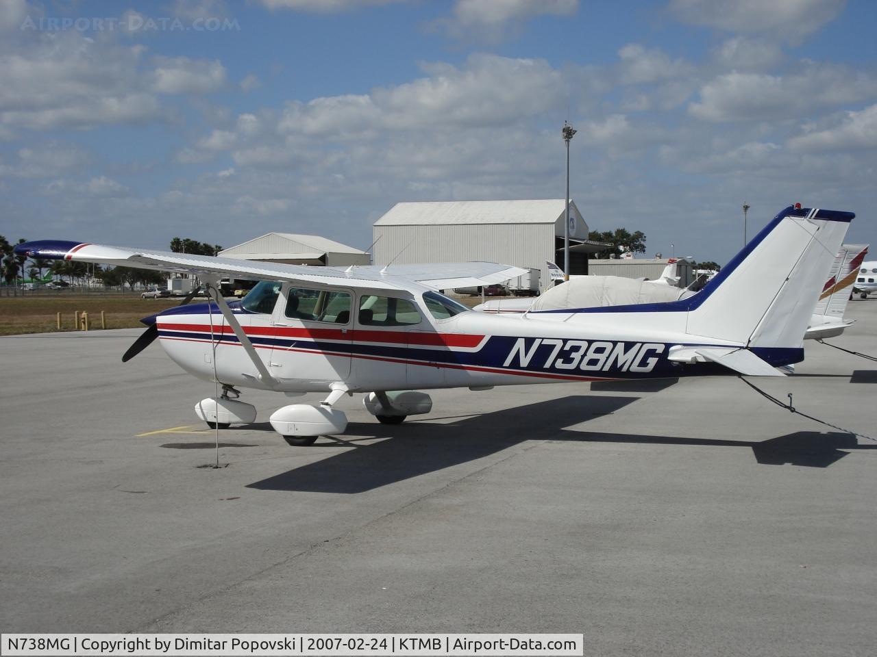 N738MG, 1977 Cessna 172N C/N 17270080, Cessna 172N @ Tamiami Airport