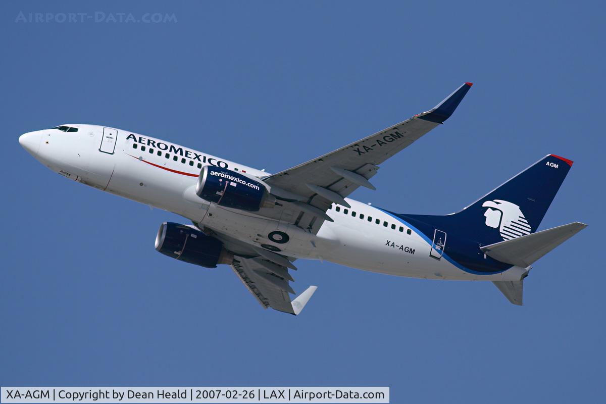 XA-AGM, 2006 Boeing 737-752 C/N 35786, Aeromexico XA-AGM (FLT AMX647) climbing out from RWY 25R enroute to Licenciado Benito Juarez Int'l (MMMX) - Mexico City, Mexico.