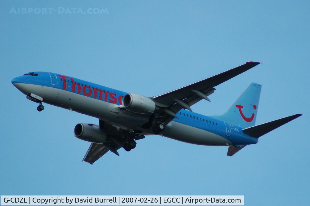 G-CDZL, 2000 Boeing 737-804 C/N 30465, Thomson - Landing