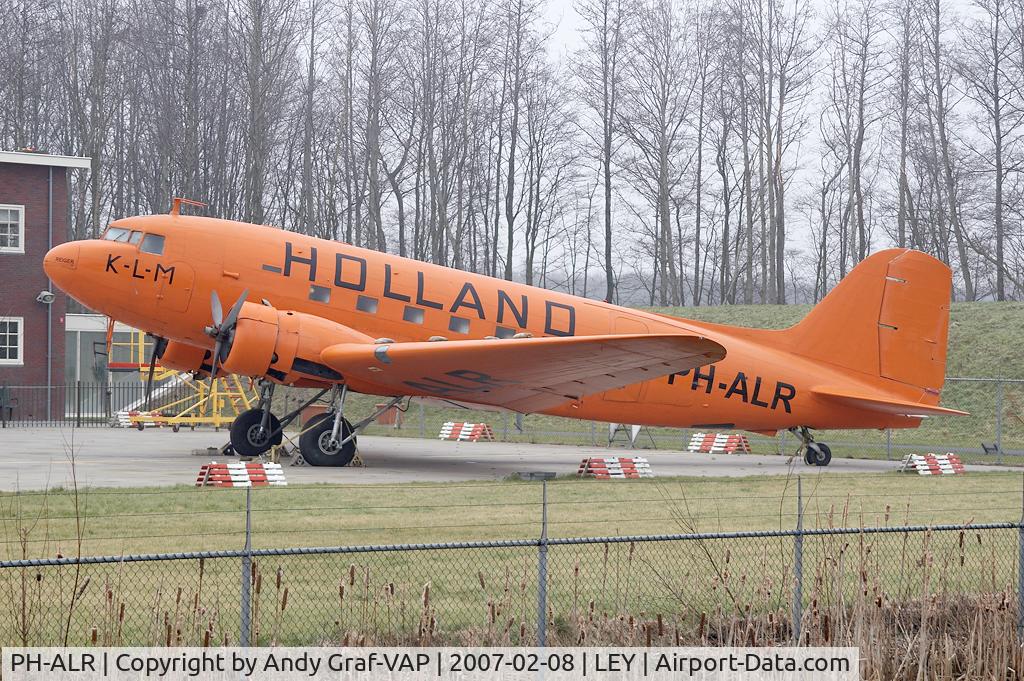 PH-ALR, 1945 Douglas DC-3C-R-1830-90C (C-47B) C/N 32966, KLM DC3