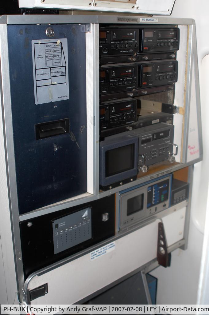 PH-BUK, 1978 Boeing 747-206B (SUD) C/N 21549, KLM 747-300 On board entertainment system