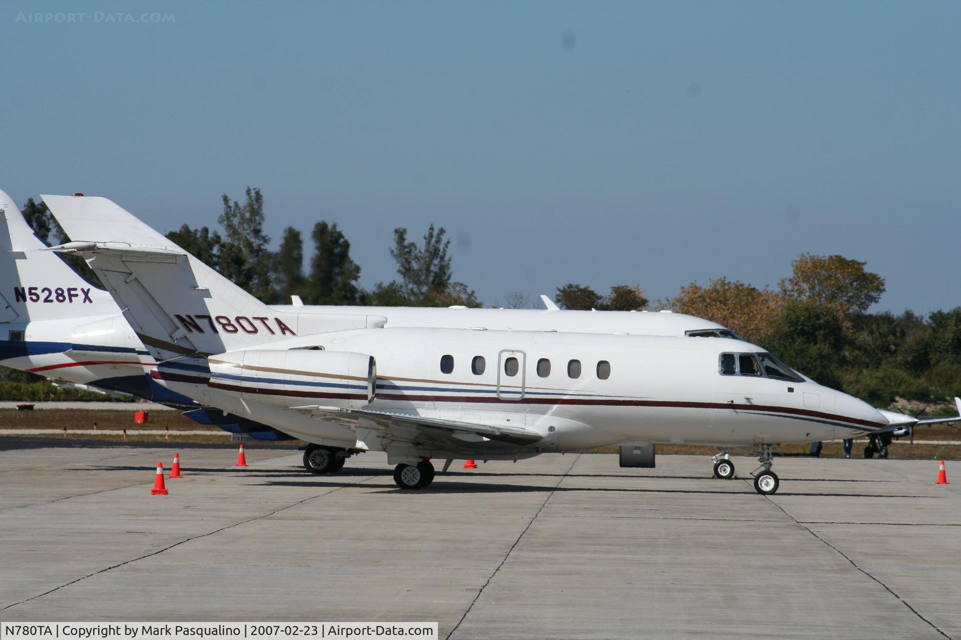 N780TA, 1999 Raytheon Hawker 800XP C/N 258437, Hawker 800XP
