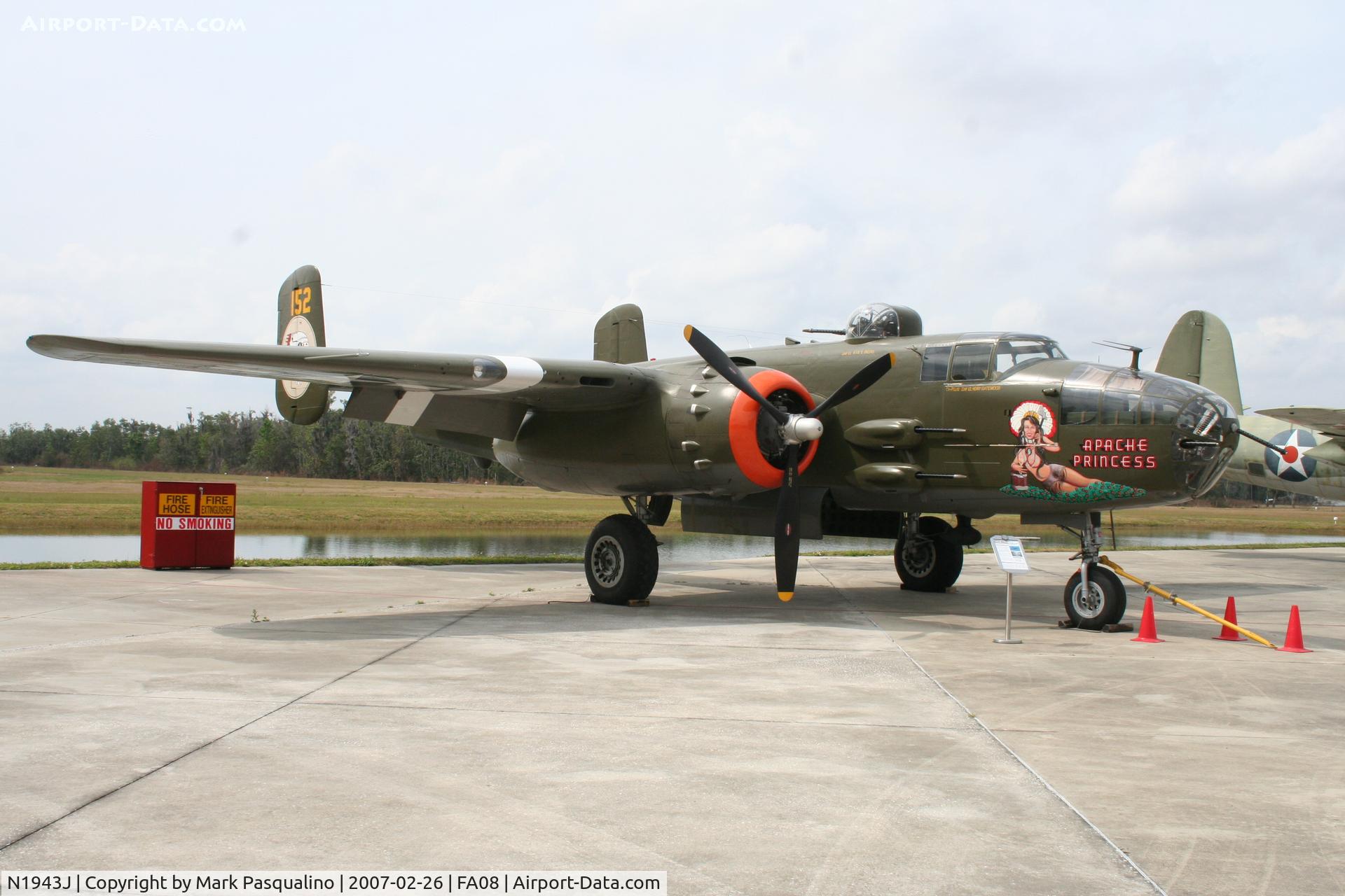 N1943J, 1943 North American B-25N Mitchell C/N 108-35072, North American B-25N