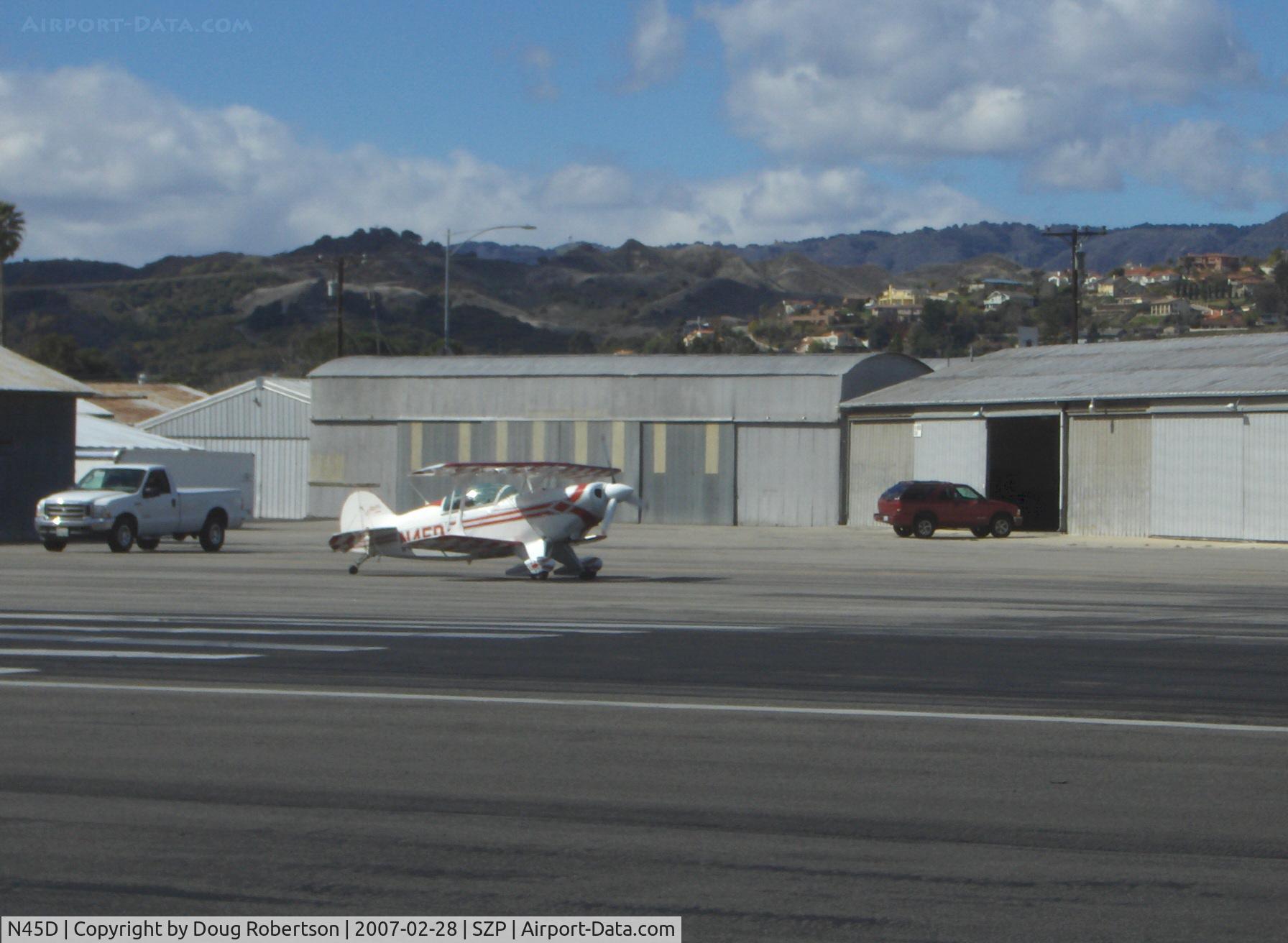 N45D, 1995 Aviat Pitts S-2B Special C/N 5332, 1995 Aviat PITTS S-2B, Lycoming AEIO-540, taxi