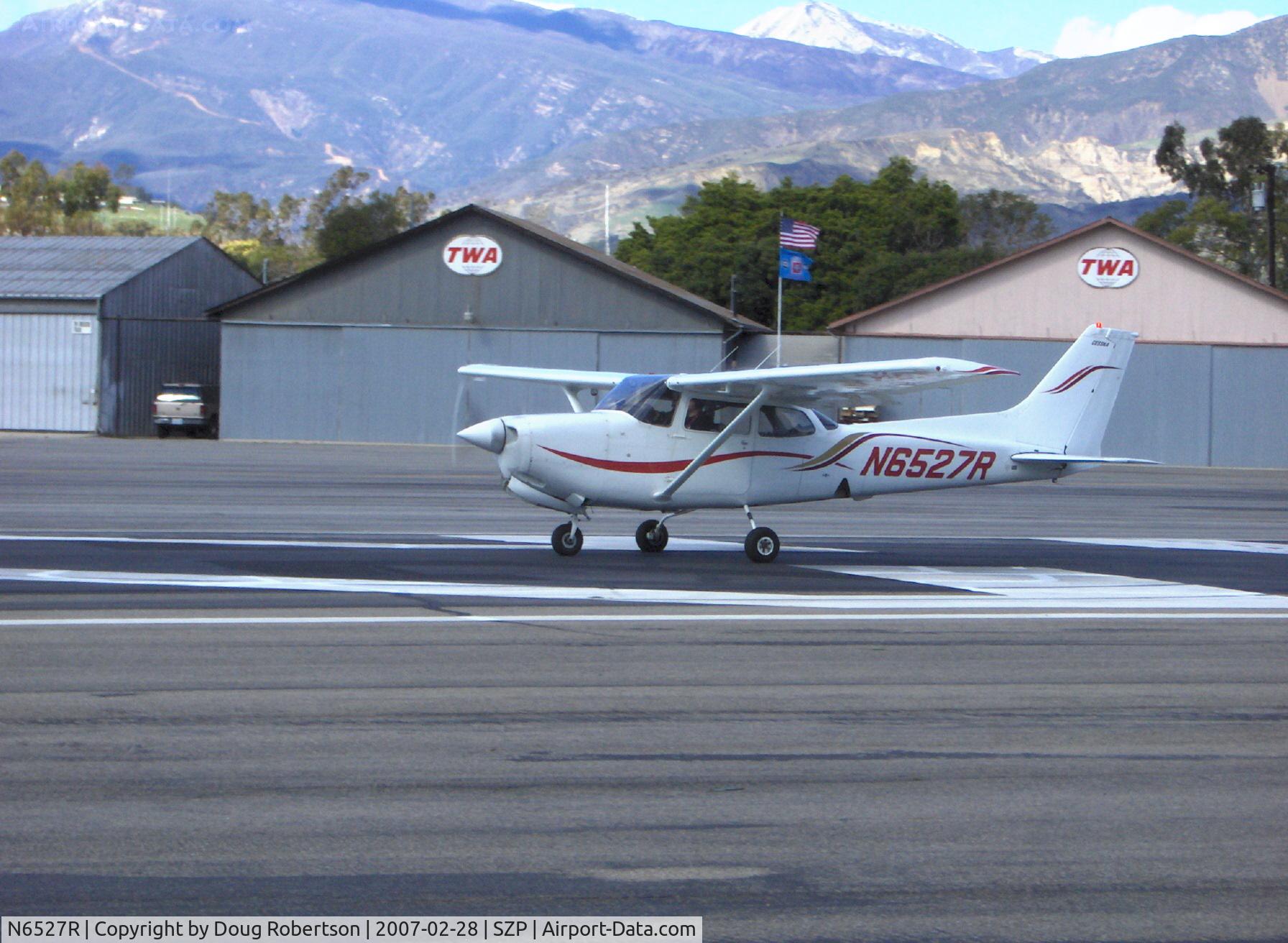N6527R, 1979 Cessna 172RG Cutlass RG C/N 172RG0196, 1979 Cessna 172RG CUTLASS, Lycoming O&VO-360 180 Hp, takeoff roll Rwy 22
