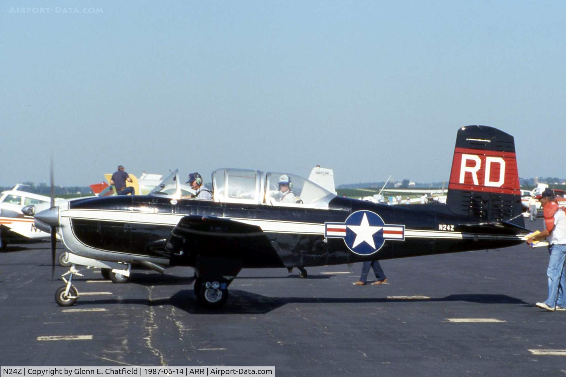 N24Z, 1961 Beech T-34A (A45) Mentor C/N G-166, At the open house.