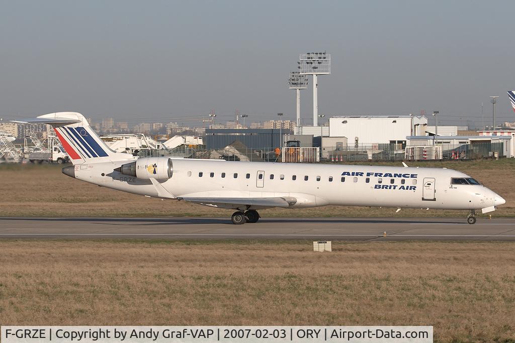 F-GRZE, 2001 Canadair CRJ-702 (CL-600-2C10) Regional Jet C/N 10032, Air France CRJ700