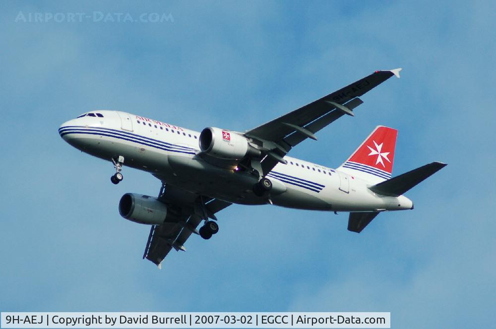 9H-AEJ, 2004 Airbus A319-112 C/N 2186, Air Malta - Landing