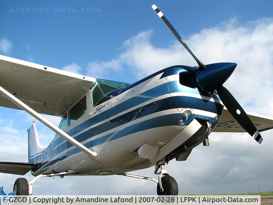 F-GZGD, Cessna TR182 Turbo Skylane RG Turbo Skylane RG C/N R182-00766, Dedicated to Guy Didier ;-)
