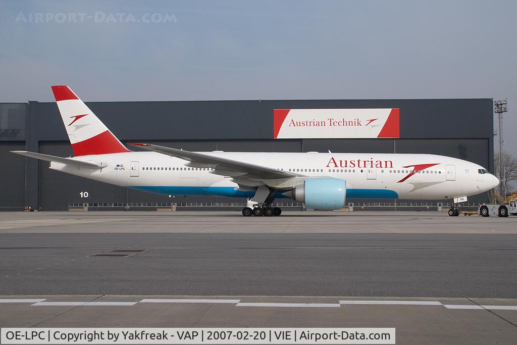 OE-LPC, 2002 Boeing 777-2Z9/ER C/N 29313, Austrian Airlines Boeing 777-200