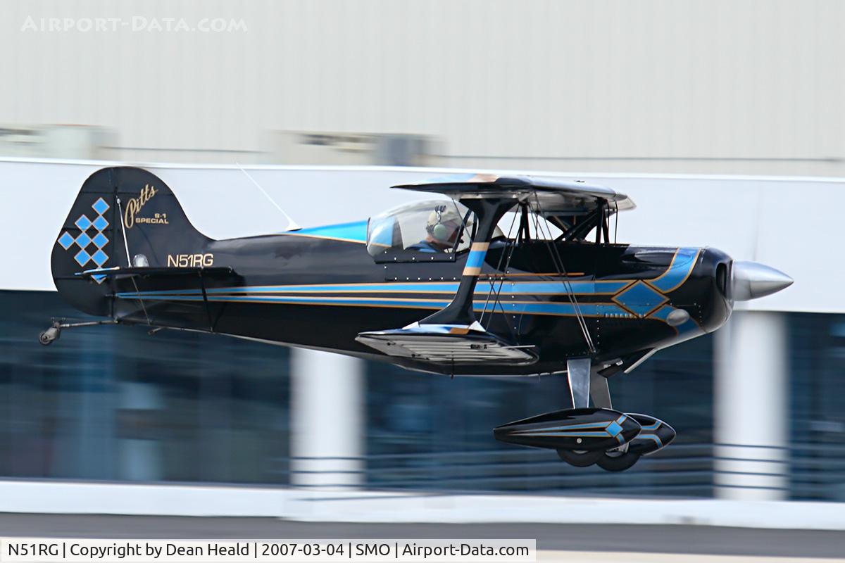 N51RG, Pitts S-1 Special C/N 110551, 1999 Pitts S-1 Special departing RWY 3 prior to a steep pull-up near the end of the runway.