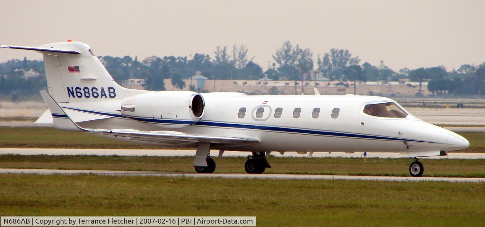 N686AB, 2002 Learjet Inc 31A C/N 239, Learjet 31A