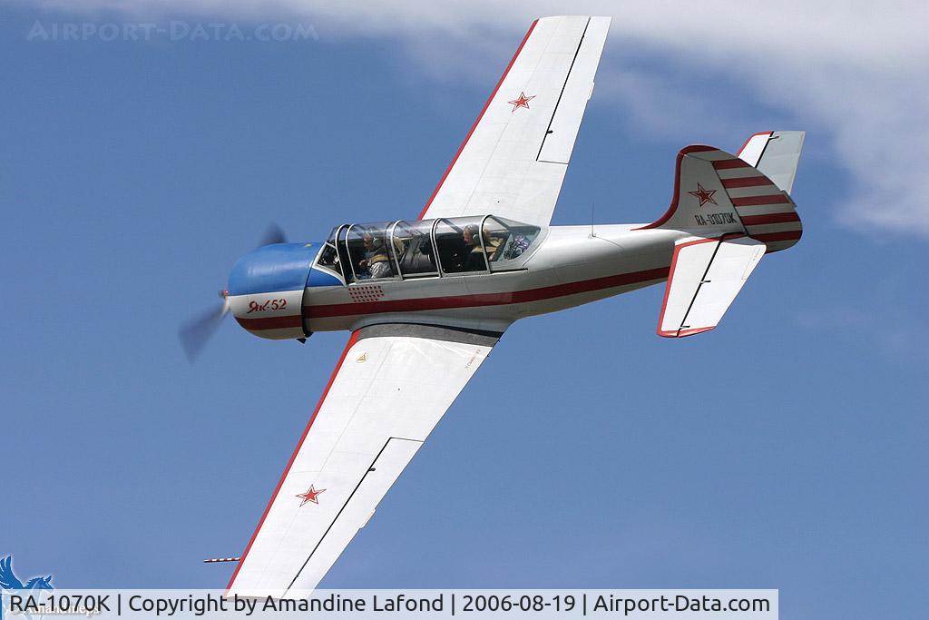 RA-1070K, 1989 Yakovlev Yak-52 C/N 1070, Ja l'artiste