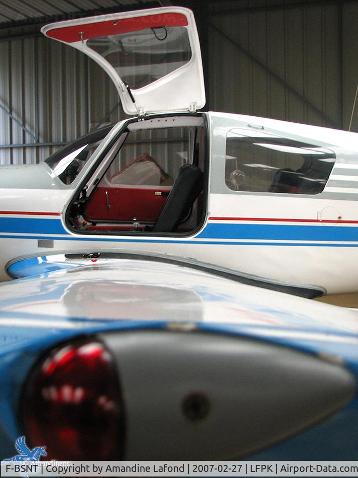 F-BSNT, Wassmer WA-52 Europa C/N 31, cockpit