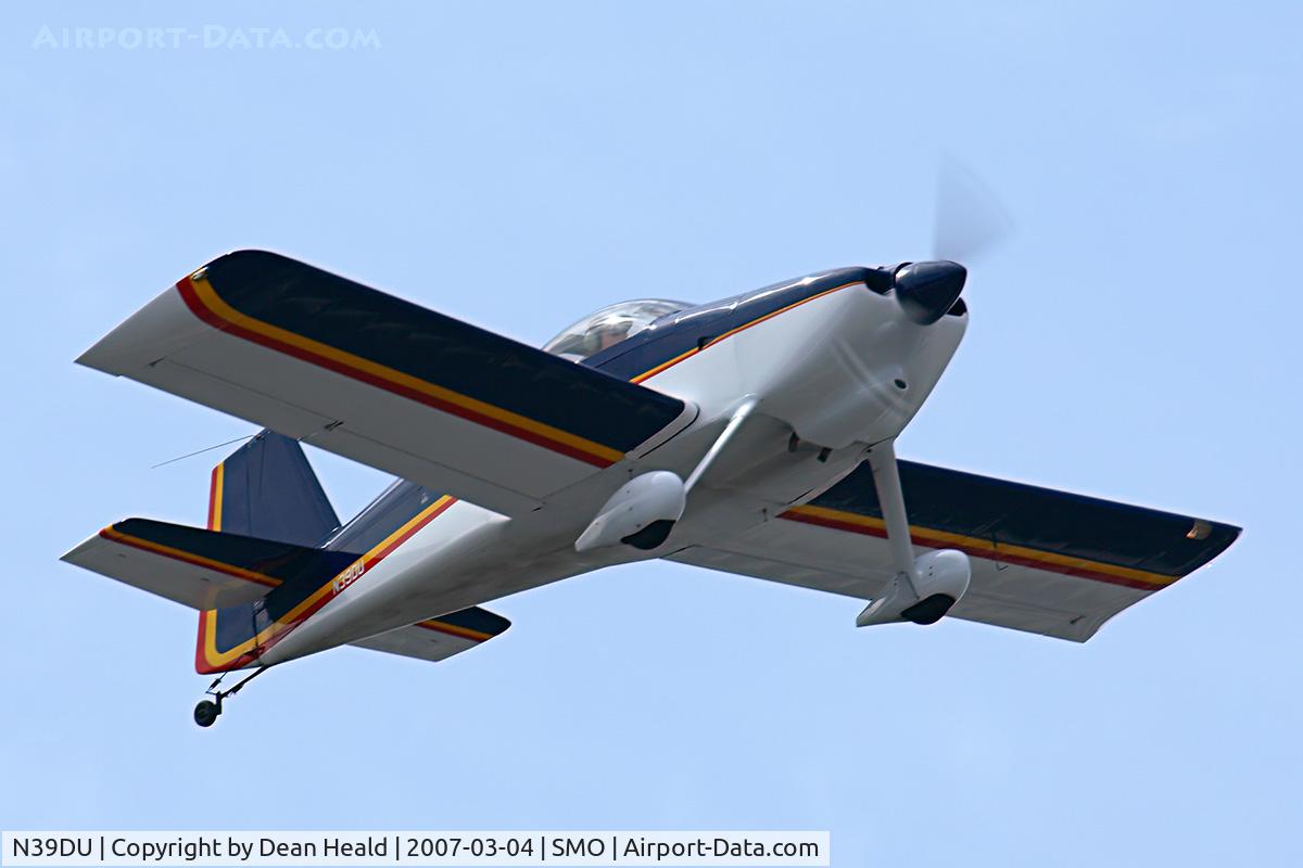 N39DU, 2000 Vans RV-6 C/N 22818, 2000 Vans RV-6 climbing out from RWY 3.