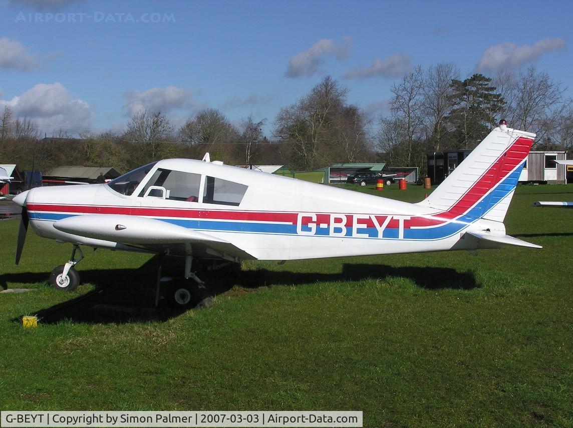 G-BEYT, 1964 Piper PA-28-140 Cherokee C/N 28-20330, PA-28 Cherokee at Hinton-in-the-Hedges airfield.