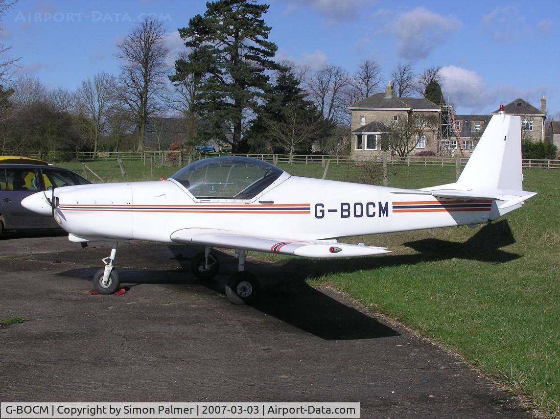 G-BOCM, 1986 Slingsby T-67C Firefly C/N 2036, Slingsby T67, one of three at Hinton airfield.