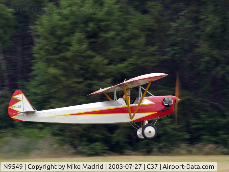 N9549, 2002 Price Christopher R HEATH V-STRUT C/N 151, Taking off Brodhead