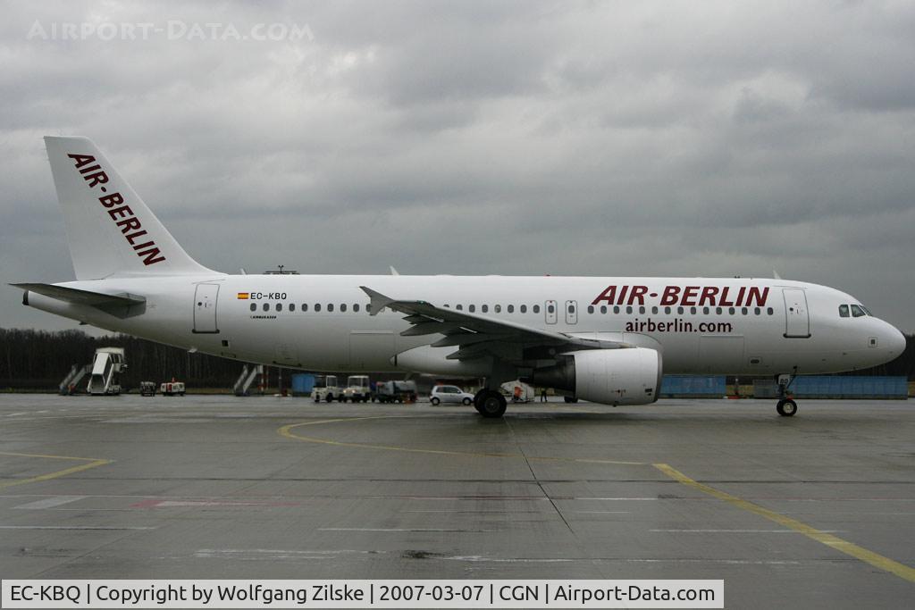 EC-KBQ, 2001 Airbus A320-214 C/N 1657, visitor