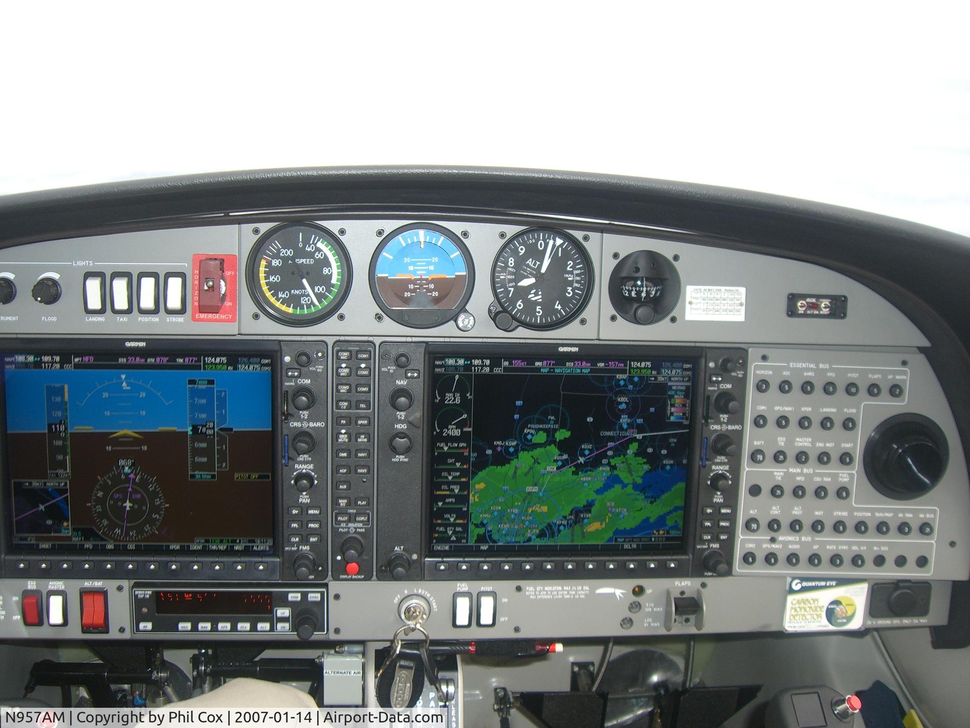 N957AM, 2006 Diamond DA-40 Diamond Star C/N 40.657, G1000 in IFR cruise