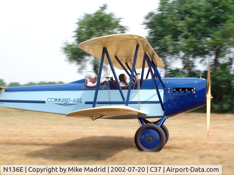 N136E, 1928 Command-aire 3C-3 C/N 532, Take off at Brodhead