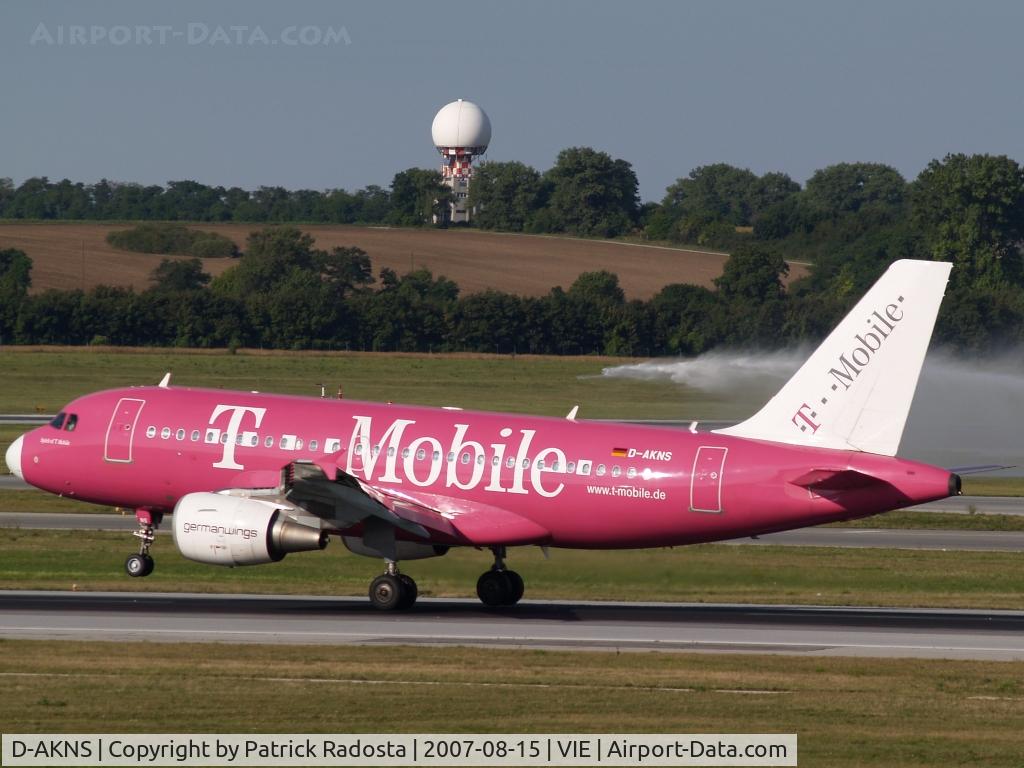 D-AKNS, 2000 Airbus A319-112 C/N 1277, Approaching RW 16
